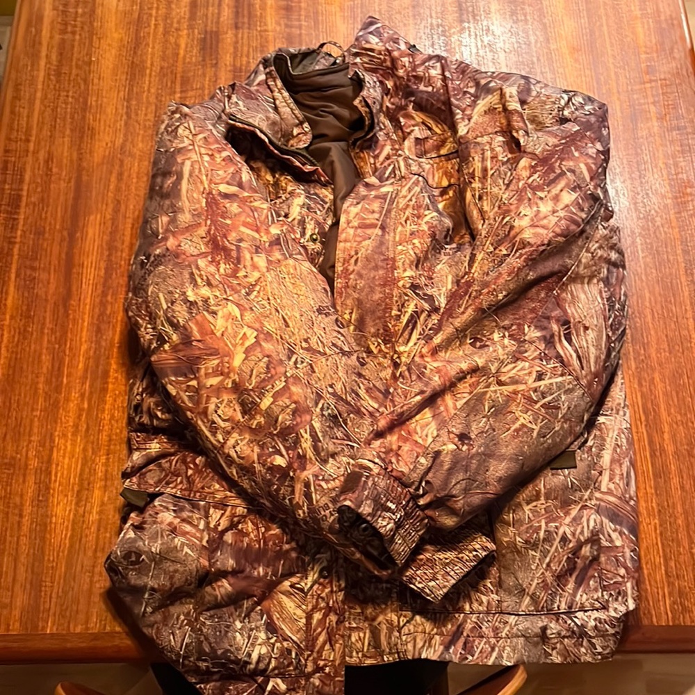 Cabelas Dry Plus 2 in one jacket. Mossy Oak Duck Blind Camo